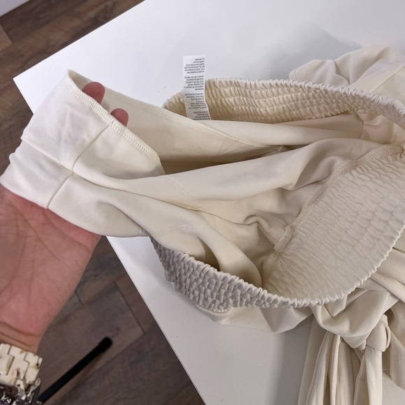 Fabletics Emilia sweatpant tie bottom size XXS in egret cream color - Picture 11 of 14